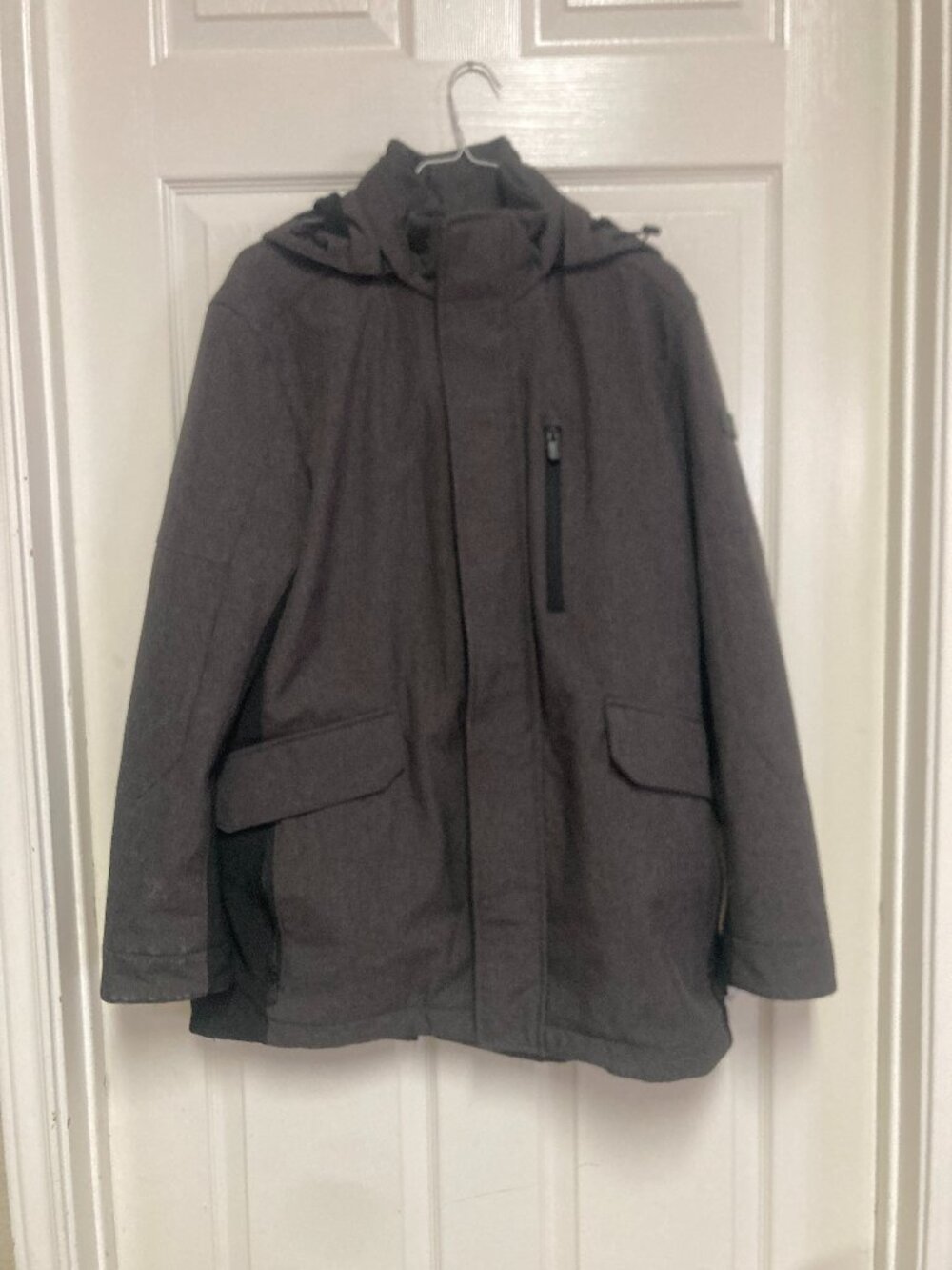 TUMI Coat gray/black size medium Men's call out in last photo